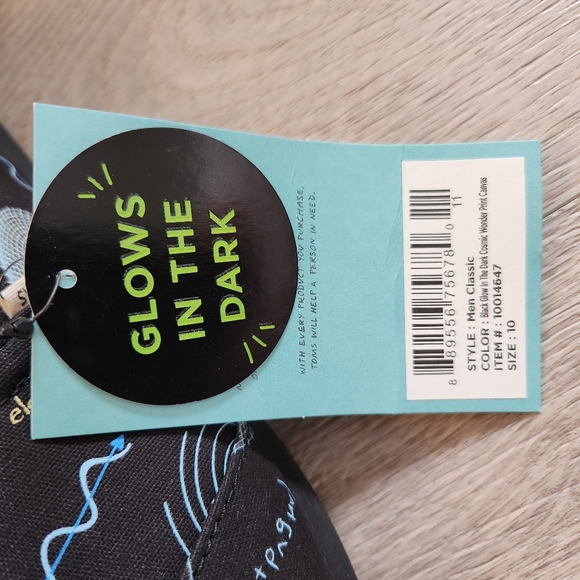 TOMS limited edition Alpargata cosmic wonder print canvas size 10 Men - Picture 3 of 11